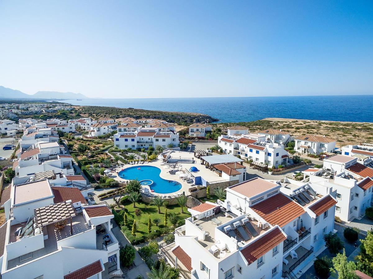 Carrington Holidays Kyrenia  Bagian luar foto