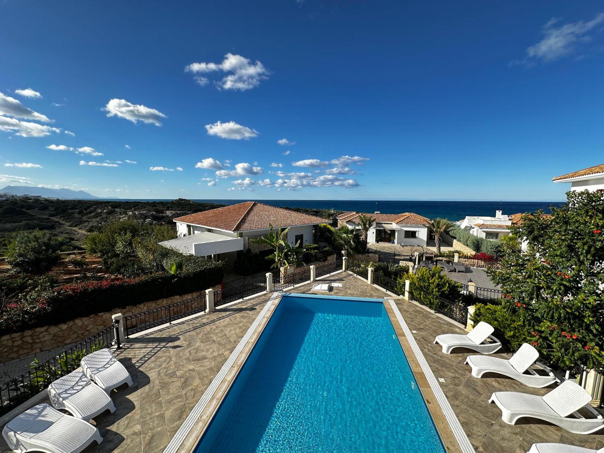 Carrington Holidays Kyrenia  Bagian luar foto