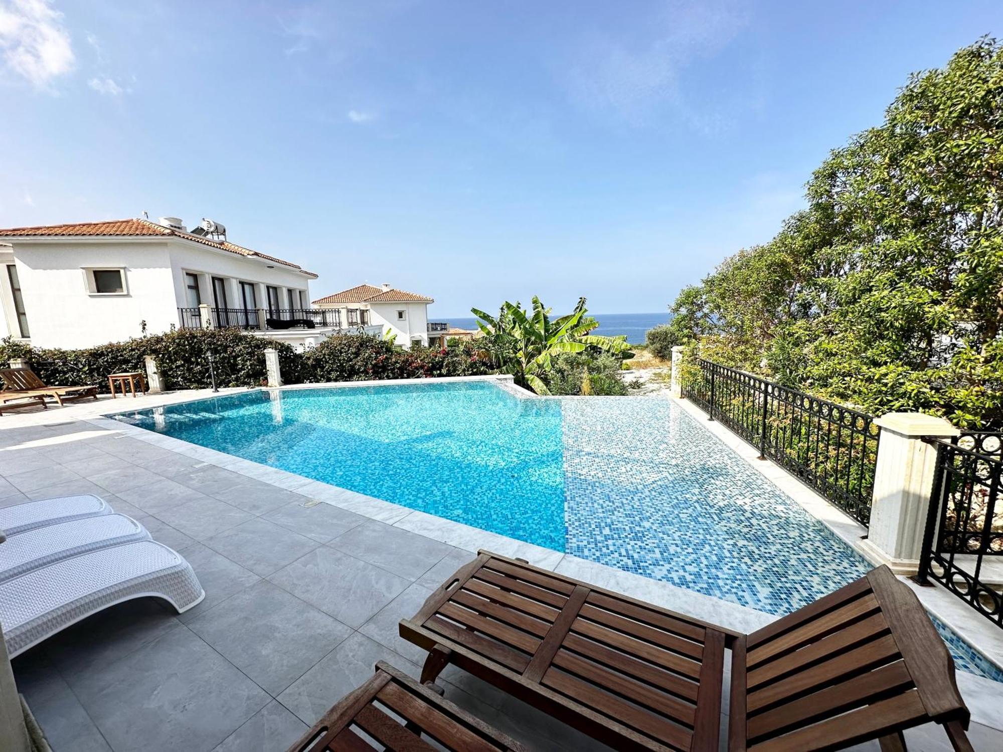 Carrington Holidays Kyrenia  Bagian luar foto